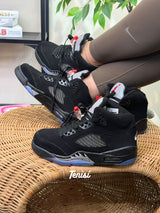 Air Jordan 5 Black Metallic vista 3