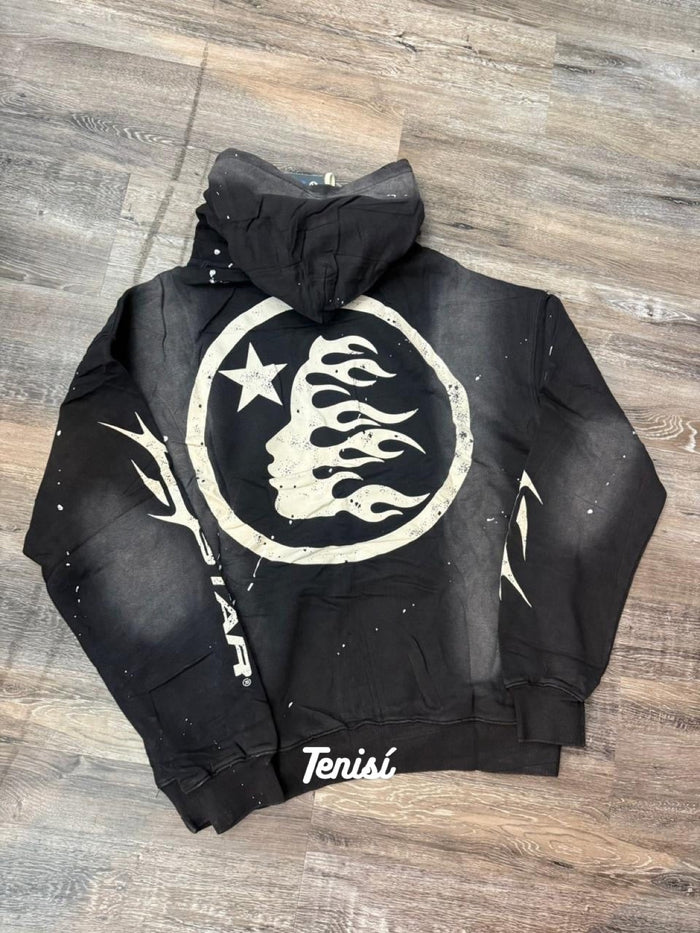 Hellstar Sports Washed Hoodie y Sweatpants “Negro” look 1