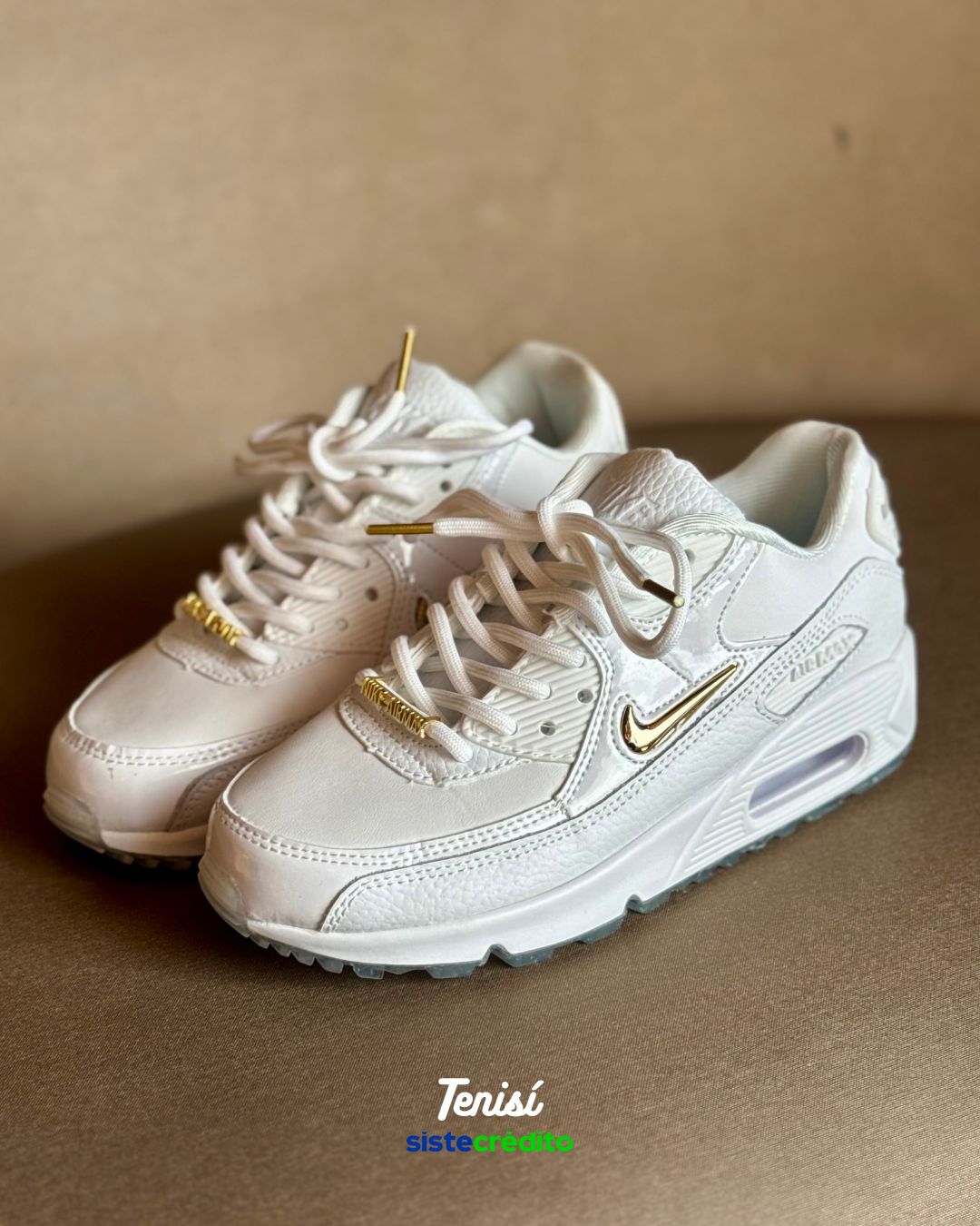 Nike Air Max 90 NRG Pirate Radio W vista lateral
