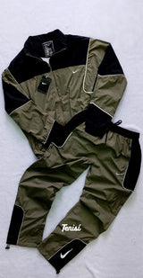 Nike Sportswear Cortavientos Track Jacket y Pants vista 5