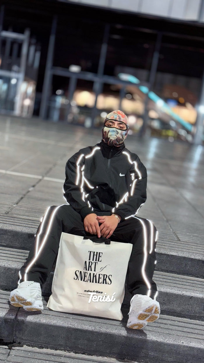 Nike Sportswear Reflective Track Jacket y Pants look 1