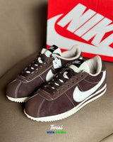 Nike Cortez “Valentim” vista 1