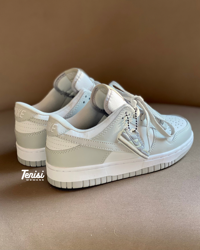 Nike Dunk Low “Grey” look 2