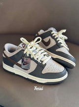 Nike Dunk Low x Otomo Katsuhiro “Green Purple” vista 3