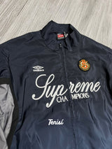 Supreme x Umbro Gradient Track Jacket y Track Pant “Azul Marino / Gris” vista 4