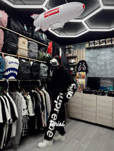 Supreme Conjunto Chaqueta y Pantalón “Negro” vista 4