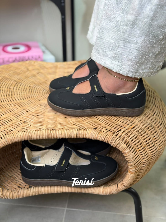 adidas Samba Jane Black look 1