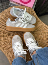 adidas Samba “Grey Suede” vista 2